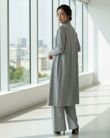 Nora Strick-Set in Grau, Rückansicht