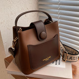 Mareike – Beuteltasche mit breitem Riemen, Braun-Cognac